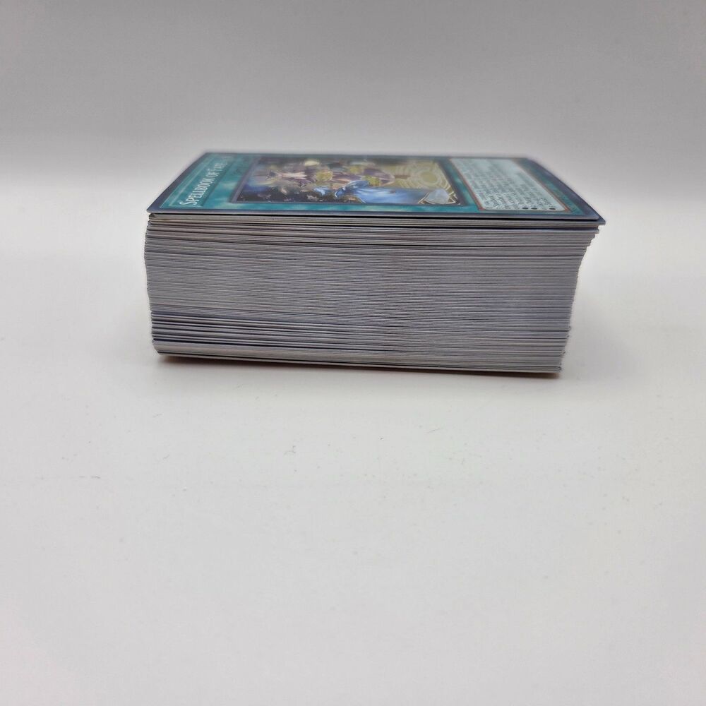 Yugioh Random 100 cards at least 5 foils